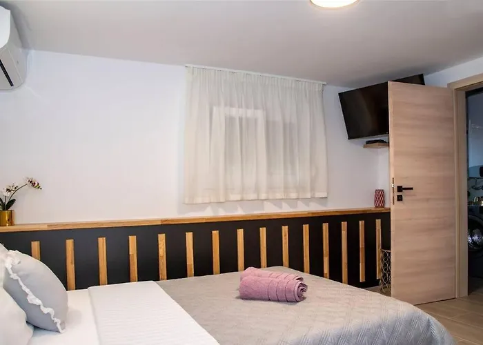 Apartament Shtorya - Centre